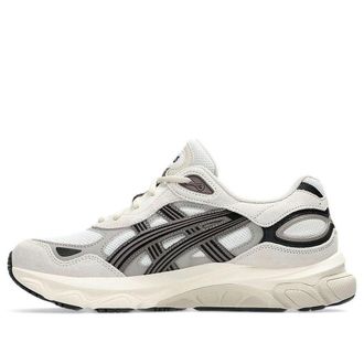 Asics Gel-NYC 2.0 White Oatmeal 1203A895-104