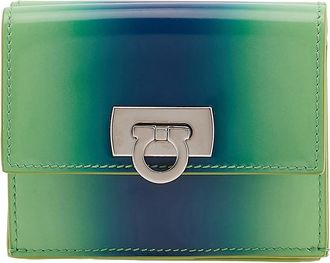 Ferragamo Ferragamo Gancini Clasp Wanda Compact Wallet