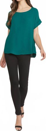 Entro Short Sleeve Scoop Neck Top In Hunter Green