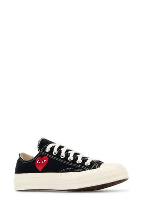 Comme Des Gar&ccedil;ons Comme Des Garcons Play Heart-Embroidered Canvas Sneaker - Black