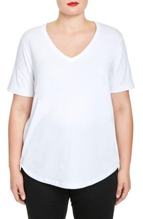 Universal Standard V-Rex Tee in White at Nordstrom, Size 2Xl