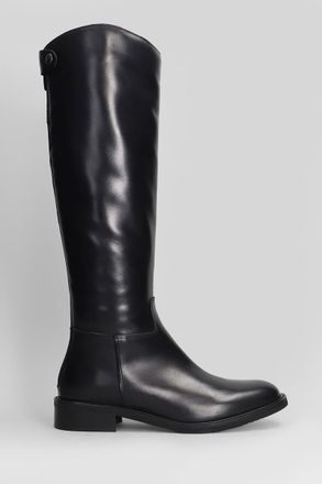 Julie Dee Low Heels Boots