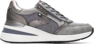 Xti Womens 144629 Round Toe Sneakers In Plumb