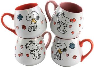 Peanuts 4 Piece 20 Ounce Stoneware Wax Relief Cup Set in 2 Assorted Designs in Pink at Nordstrom