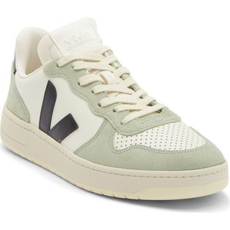 Veja V-10 Sneaker in Black/Clay at Nordstrom, Size 41