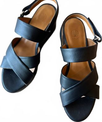 Coclico Womens Lacine Sandal In Black