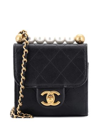 Chanel Chic Pearls Flap Clutch with Chain Quilted Goatskin Mini crossbody bag - women - Other - One Size - Black