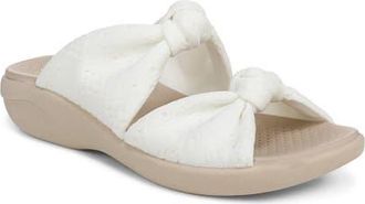 Life Stride Caring Slide Sandal in White at Nordstrom, Size 7