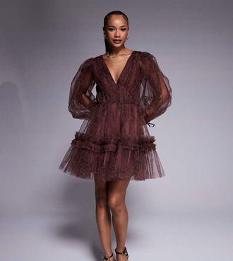 Lace & Beads Petite Vestito corto marrone con stampa animalier e maniche a palloncino