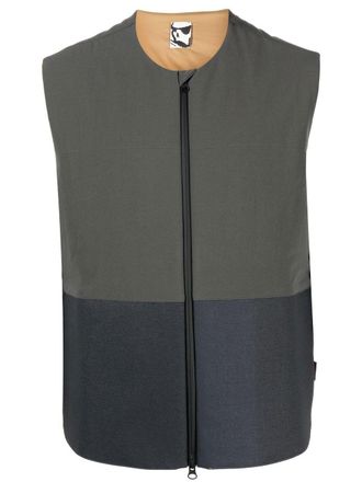 GR10K zip-up collarless gilet - Grey