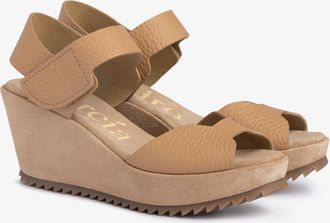 Pedro Garcia Comfort wedge in white suede | Fama | SS25