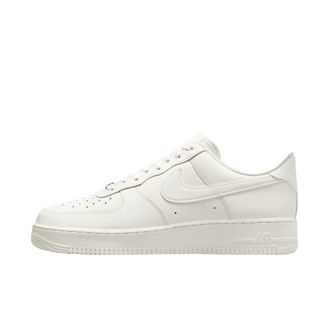 Nike Air Force 1 07 - Heren - Sport - Beige - Maat: 39 EU Leer