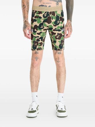 adidas x Bape Fb shorts met camouflagestreep - Beige