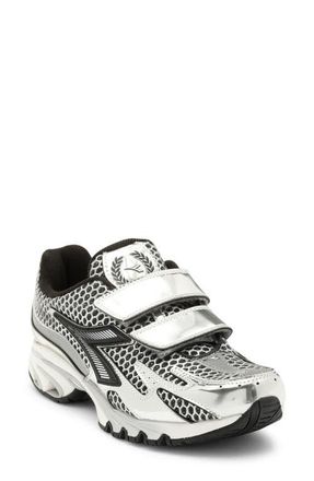 Diadora Gender Inclusive Mythos Propulsion 280 Strap Sneaker in Silver Dd/Black at Nordstrom, Size 7.5 Womens