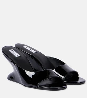 Alaia Alaïa Curve 75 patent leather wedge mules