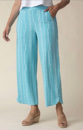 Habitat Crinkle Crepe Bud Tulip Hem Crop Pant In Malibu
