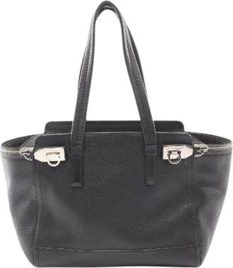Ferragamo Pre-owned Handbags, female, Black, Size: ONE SIZE Pre-owned Gancini Leather Handbag