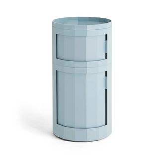 HAY Facet Cabinet 110 mit F&uuml;ssen und Rollen, misty blue