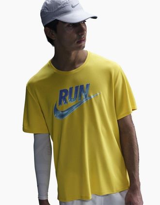 Nike Mens Run Large Genie Competition T-Shirt - Lightening - Size: 42