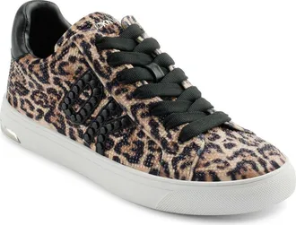 DKNY Abeni Sneaker in Natural/Black at Nordstrom, Size 6.5