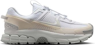 Nike Zoom Vomero Roam sneakers