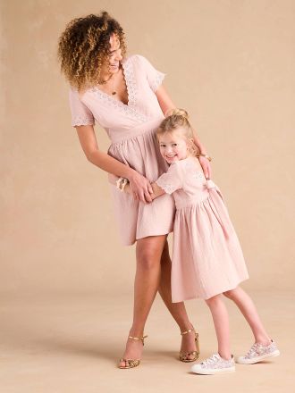 Envie de Fraise Bio-Kollektion: Festliches Damen Kleid ENVIE DE FRAISE, MAMA & TOCHTER-Capsule pudrig rosa