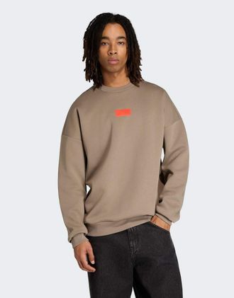 adidas Audi Formula One Team Elevated - Felpa girocollo marrone semplice e rosso hi-res