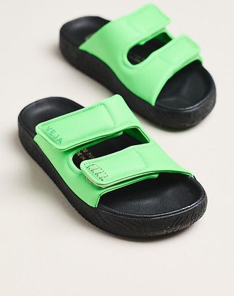 Veja Etna Bold Slide Sandals