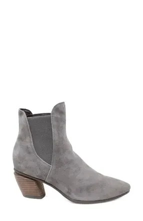 Django & Juliette Womens Jinks Leather Ankle Boots In Chocolate Suede