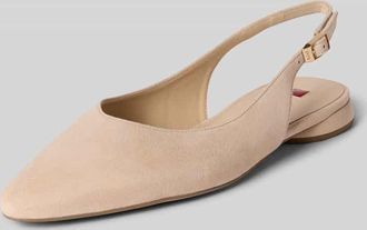 H&ouml;gl Pumps aus Leder mit Riemen und Dornschlie&szlig;e in Sand, Gr&ouml;&szlig;e 41