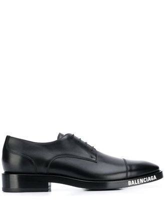 Balenciaga Derby schoenen met logoprint - Zwart