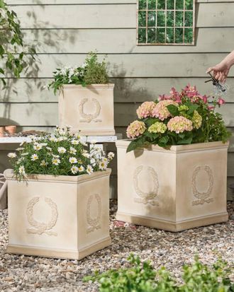 Dibor Set of 3 Beige Planter Fibreclay Summer Outdoor Garden Planter Plant Pot | Size: Large