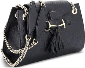 Gucci Borsa a spalla Emily piccola in pelle Guccissima con battente e catena - Nero