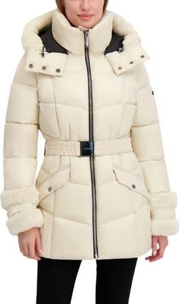 Shelli Segal Petal Faux Fur Trim Hooded Puffer Jacket in Pearl at Nordstrom Rack, Size X-Large