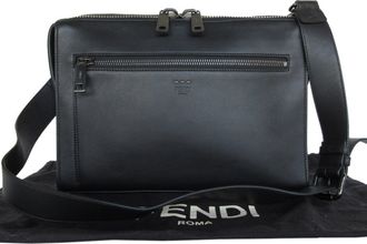 Fendi Black Leather Shoulder Bag (Pre-Owned)