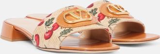 Valentino Garavani Sandali VLogo Cherryfic con pelle