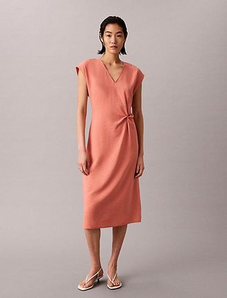 Calvin Klein Vestido Midi Con Cuello De Pico Y Textura Suave