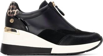 Xti Womens 144655 Round Toe Sneakers In Black