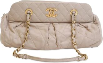 Chanel Borsa a spalla Chic in pelle di vitello trapuntata 2011 - Marrone