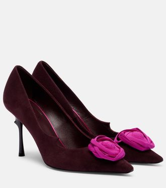 Roger Vivier Rose Vivier floral-appliqu&eacute; suede pumps