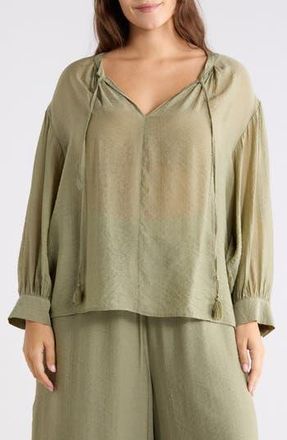 Vince Camuto Split Neck Long Sleeve Top in Olive at Nordstrom Rack, Size 1X