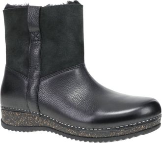 Dansko Womens Mckenzie Waxy Milled Boots In Black