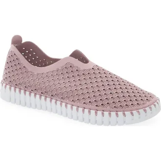 Ilse Jacobsen Tulip 139 Perforated Slip-On Sneaker in Mauve Shadow at Nordstrom Rack, Size 6Us / 36Eu