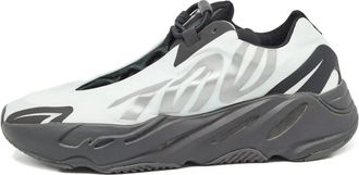 Yeezy by Kanye West Sneakers Boost 700 - Blu