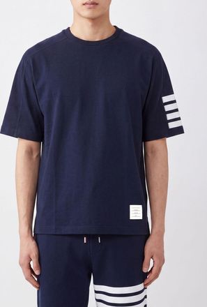 Thom Browne T-shirt in cotone con motivo 4-Bar e spalle cadute