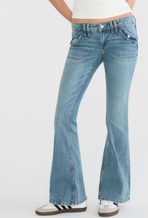 A&eacute;ropostale Low-Rise Flare Flap Pocket Jean