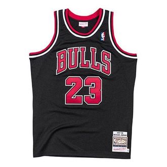 Mitchell & Ness NBA Michael Jordan Chicago Bulls 1997/98 Authentic Jersey 23 AJY4GS18400-CBUBLCK97MJO