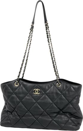 Chanel Matelasse Black Leather Tote Bag (Pre-Owned)