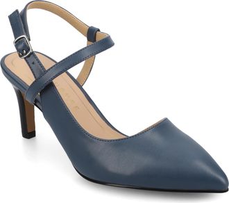 Journee Collection Women & apos;s Scipio Medium and Wide Width Pumps