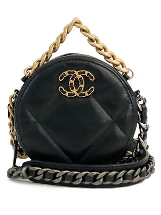 Chanel 2020 Quilted Lambskin 19 Round Clutch with Strap satchel - Zwart
